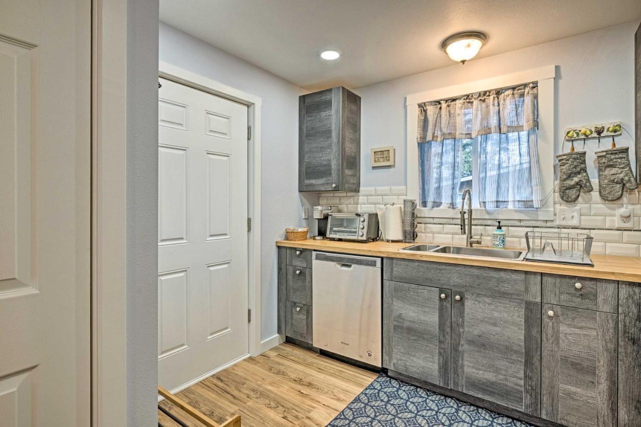 Duplex With Shared Yard - Near Long Beach! Exteriér fotografie